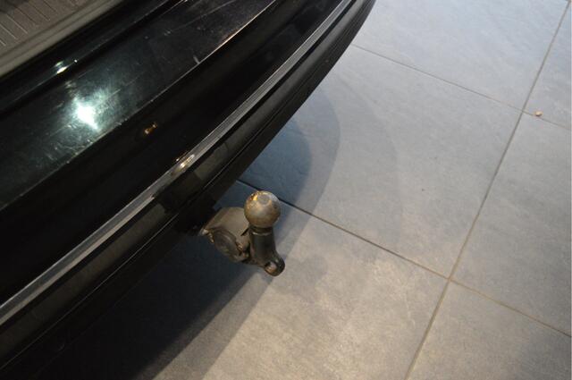 Volkswagen TIGUAN 2.0 TDI R-LINE navi leer pano camera trekhaak 19 inch !!