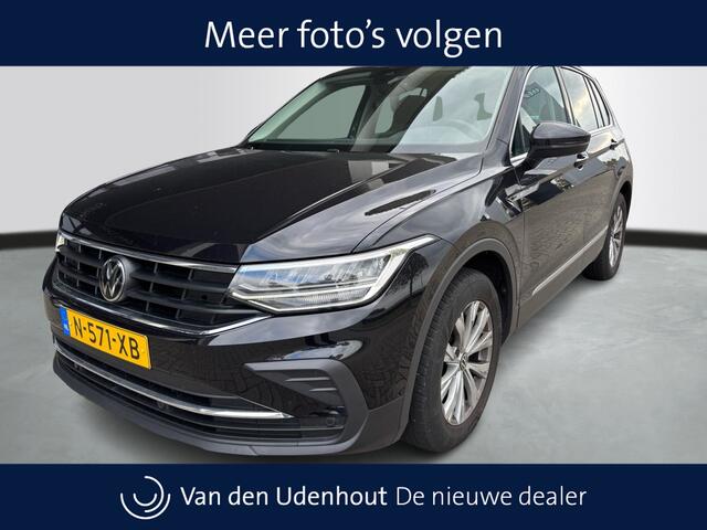 Volkswagen TIGUAN 1.5 TSI Life Business | Trekhaak | Camera | Elec. klep | Panoramadak