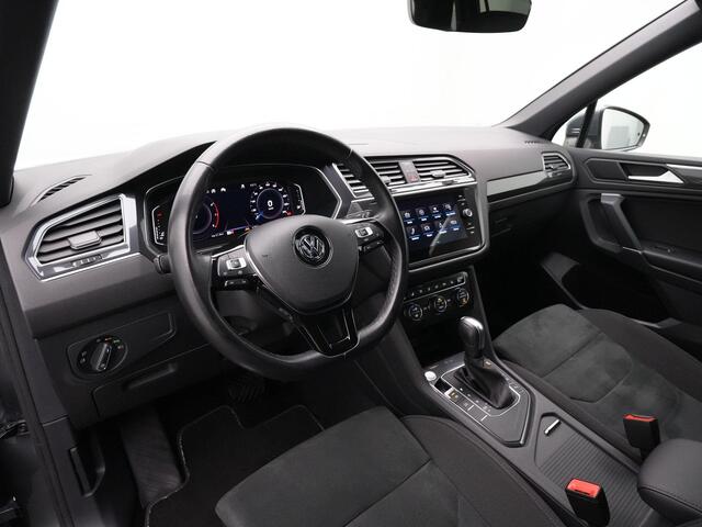 Volkswagen TIGUAN Allspace 7 pers. 1.5 TSI 150 pk DSG Highline Business R / R-Line | Panoramadak | Trekhaak | Achteruitrijcamera | Stoelverwarming