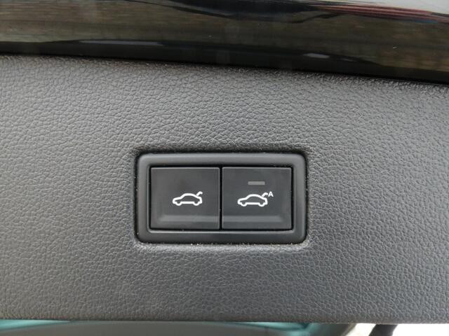 Volkswagen TIGUAN 1.4 TSI R-Line DSG,Led,Pano,Leer,Trhaak,ACC