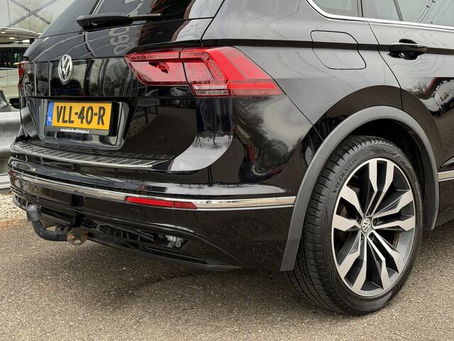 Volkswagen TIGUAN 2.0 TDI 4Motion R-line | Grijs kent. | Pano | Virutal | ACC | Trekhaak