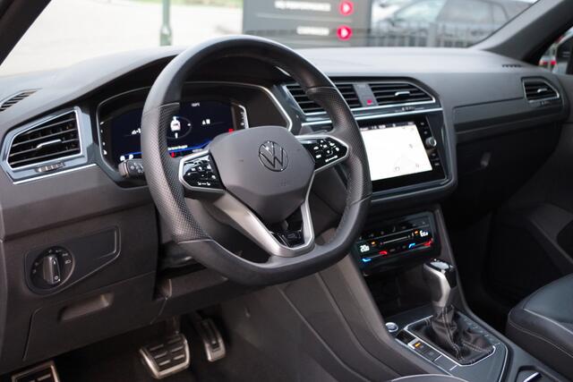 Volkswagen TIGUAN 1.4 TSI eHybrid 245 PK R-Line BNS+ PHEV, Panoramadak, 360 Camera, Leder, Winterpakket, Carplay