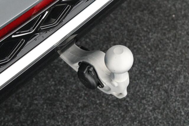 Volkswagen TIGUAN 1.5 272pk eHybrid R-Line Edition Trekhaak Camera Keyless Massage Virtual Cockpit Panoramadak Carplay