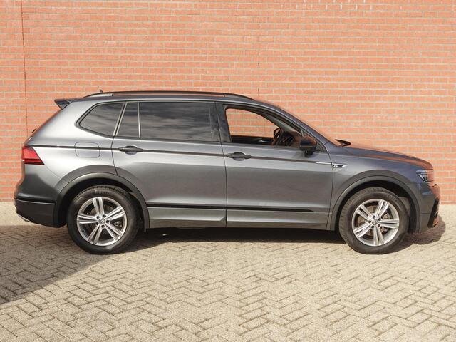 Volkswagen TIGUAN Allspace 1.5 TSI DSG R-Line 7p. | Navigatie | Climate Control | Lichtmetalen velgen | DAB | Led | Stoelverwarming