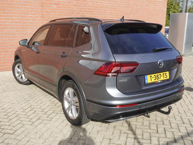 Volkswagen TIGUAN Allspace 1.5 TSI DSG R-Line 7p. | Navigatie | Climate Control | Lichtmetalen velgen | DAB | Led | Stoelverwarming