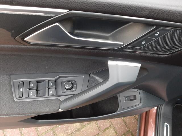 Volkswagen TIGUAN 1.4 TSi 150pk All-Space Airco Navigatie Bluetooth Adap. Cruise-control Wegdraaibare-Trekhaak