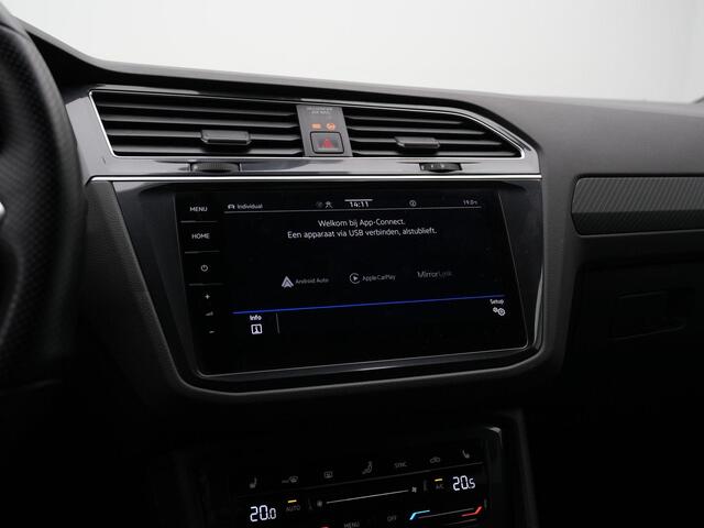 Volkswagen TIGUAN 1.4 TSI eHybrid 245 pk DSG R-Line | Navigatie Discover Pro | Adaptief onderstel | Stuur-/achterbankverwarming | Achteruitrijcamera