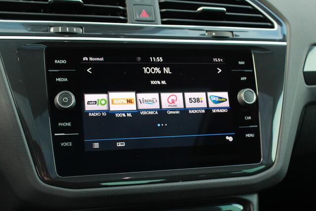 Volkswagen TIGUAN 1.5 TSI ACT Highline Business R | Pano | Trekhaak | Automaat |