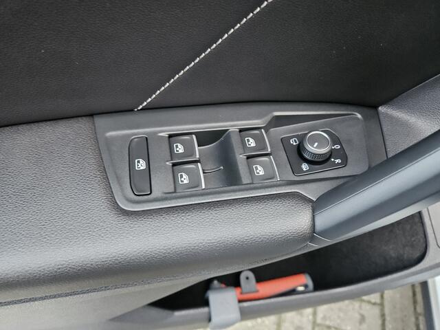 Volkswagen TIGUAN 1.4 TSI eHybrid R-Line Business+