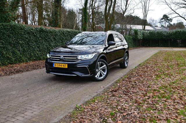 Volkswagen TIGUAN Allspace 1.5 TSI R-Line Business+ 7 Persoons Automaat/Navi/Pdc/Ecc/Achteruitrijcamera/Panoramadak/Stoel&Stuur verwarming/Virtueel dashboard/Privacy-Glass/Cr-Controle/19-Inc Lmv