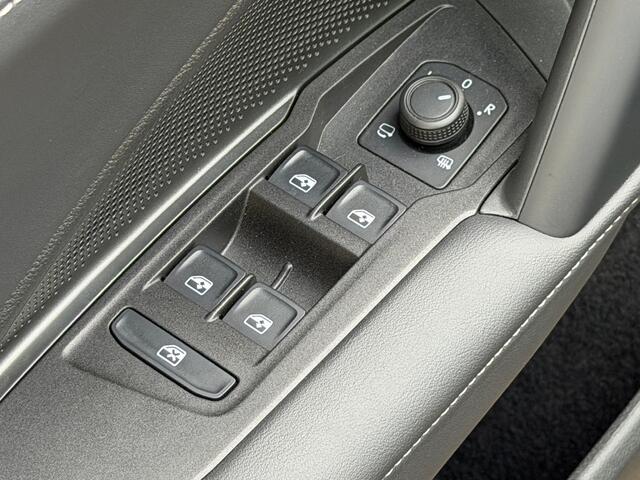 Volkswagen TIGUAN 1.5 eTSI Life | Trekhaak | Camera | Trekhaak | Dode hoek | Rijklaar incl. garantie