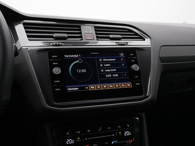 Volkswagen TIGUAN 1.4 TSI eHybrid 245PK DSG R-Line Business Black Style | Panoramadak | Trekhaak | Stuur-/stoelverwarming | Achteruitrijcamera
