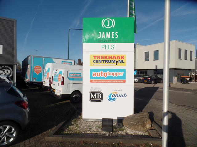 Volkswagen TIGUAN 1.4 TSI 4Motion Highline Automaat, Navigatie, Achteruitrijcamera, Cruise controle, Clima controle, Stoelverwarming, Xenon verlichting, Lm velgen 18'', Trekhaak!! Bovag afleverpakket 695,-