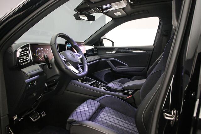 Volkswagen TIGUAN R-Line Edition 1.5 TSI eHybrid 272pk DSG Automaat Trekhaak, Panoramadak, Navigatie, Black Style, Elektrische achterklep, Adaptive cruise control