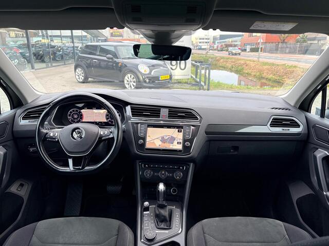 Volkswagen TIGUAN 2.0 TSI 4Motion Highline R-LINE ACC | KEYLESS | ELECTR. A-KLEP | 19-inch LMV | TREKHAAK