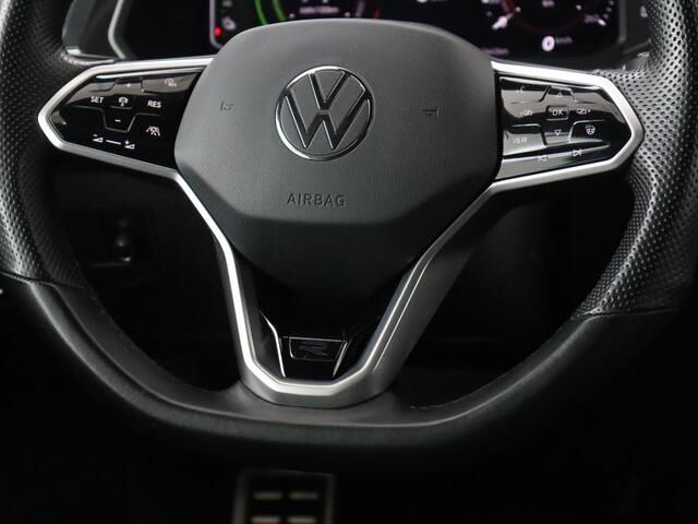 Volkswagen TIGUAN 1.4 TSI eHybrid R-Line | Panoramadak | Trekhaak | Head-Up | Stoelverwarming | Adaptive cruise | Camera | Carplay | Matrix LED | Navigatie | 19'' | Virtual Cockpit | PHEV | Plug In