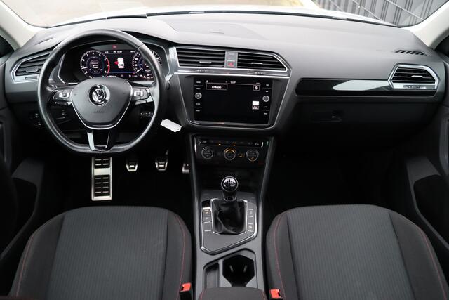 Volkswagen TIGUAN 1.4 TSI ACT Comfortline Business R | Adap. Cruise | HUD | Stoelverwarming | Trekhaak | Navigatie | Climate Control