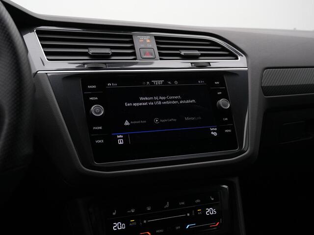 Volkswagen TIGUAN 1.4 TSI eHybrid 245 pk DSG R-Line Business | Panoramadak | Adaptief onderstel | 360 camera | Head-up display | IQ Light