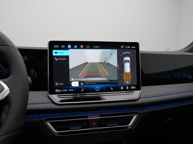 Volkswagen TIGUAN 1.5 TSI eHybrid 204 pk DSG R-Line | Panoramadak | Adaptief onderstel | Stuur-/stoelverwarming | Achteruitrijcamera | Massage