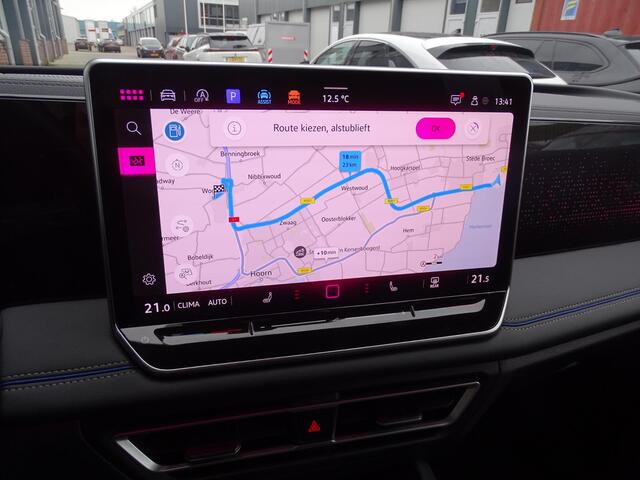 Volkswagen TIGUAN 1.5 eTSI R-Line Business AUTOMAAT| VOL OPTIES! |SPORT INTERIEUR| CAMERA| NAVIGATIE| DODE HOEK DETECTIE| PARKEERSENSOREN