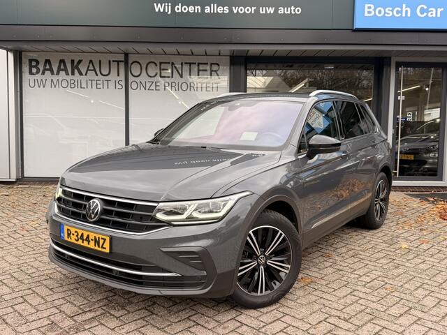 Volkswagen TIGUAN 1.5 TSI Life Business | HUD | Trekhaak | Navi