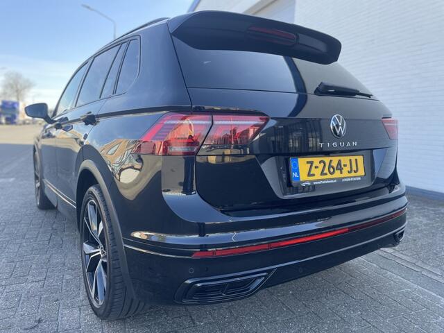 Volkswagen TIGUAN 1.5 TSI 3X R-Line Black *IQ Light* PANO
