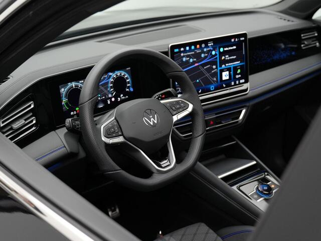 Volkswagen TIGUAN 1.5 eHybrid 204 pk DSG R-Line Edition | Panoramadak | Adaptief onderstel | Achteruitrijcamera | Stuur-/stoelverwarming