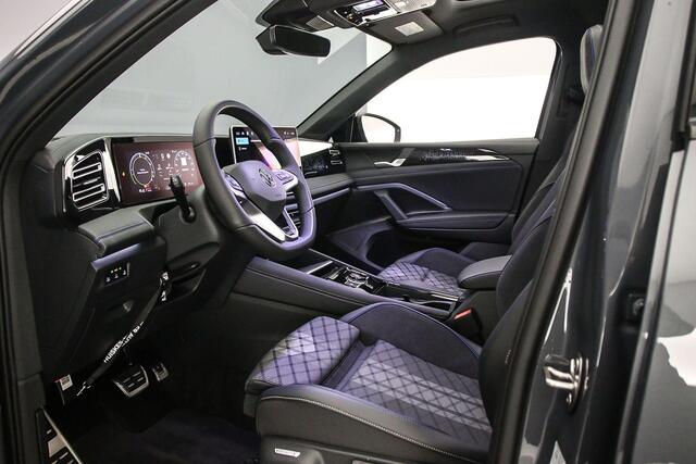 Volkswagen TIGUAN R-Line Edition 1.5 TSI eHybrid 272pk DSG Automaat Trekhaak, Panoramadak, Black Style, Adaptive cruise control, Elektrische achterklep, Achteruitrijcamera