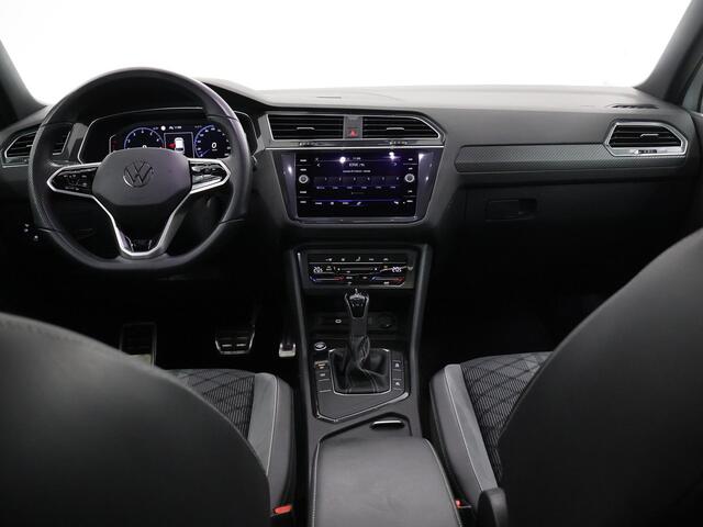 Volkswagen TIGUAN 1.5 TSI R-Line Business+ | Trekhaak | Panoramadak | Camera 360° | Matrix Led | Keyless Go |
