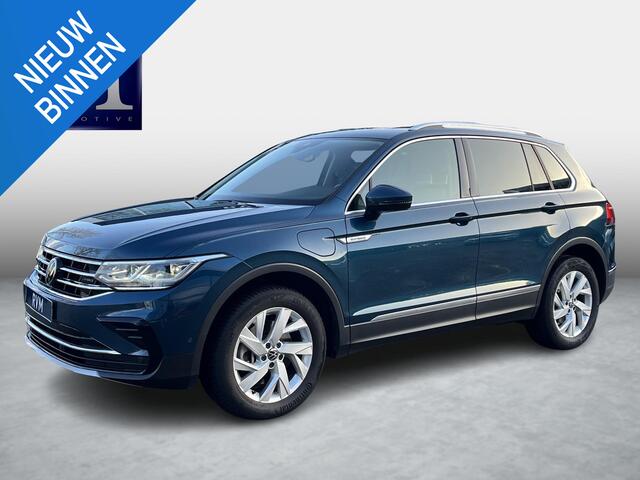 Volkswagen TIGUAN 1.4 TSI eHybrid PHEV SUPER COMPLEET| SCHUIF/ KANTELDAK| DODE HOEK| ELEK. ACHTERKLEP| DIG. DASH | CAMERA| STOELVERWARMING| RIJKLAAR GELEVERD INCL. 12 MND BOVAG GARANTIE