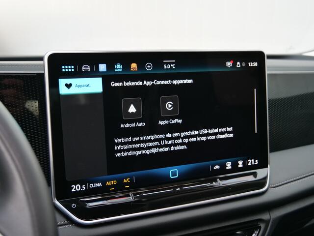Volkswagen TIGUAN 1.5 eTSI Life Edition 150 Pk Automaat DAB / Apple Carplay / Camera / Pano-dak