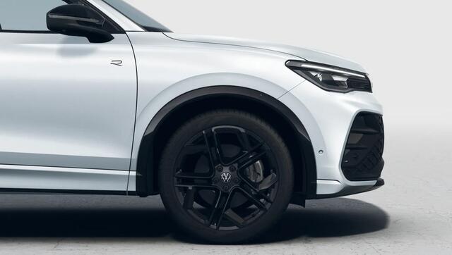 Volkswagen TIGUAN 1.5 eHybrid R-Line Edition HUD / Pano / Winterpakket