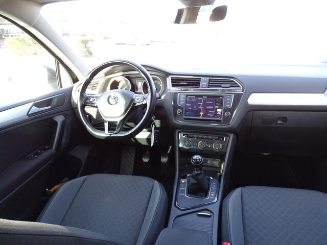 Volkswagen TIGUAN 1.4 TSI CON. SERIES-Navi-Carplay-Blth-Cruise-Clima-Pdc