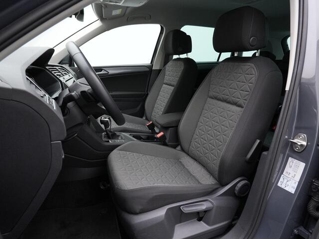 Volkswagen TIGUAN 1.4 TSI eHybrid 245 pk DSG Life Business | Stuur-/stoelverwarming | Achteruitrijcamera | Adaptive Cruise | Navigatie