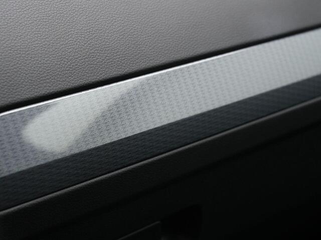 Volkswagen TIGUAN 1.4 TSI eHybrid 245 pk DSG Life Business | Stuur-/stoelverwarming | Achteruitrijcamera | Adaptive Cruise | Navigatie