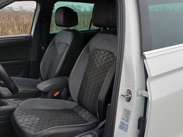 Volkswagen TIGUAN 1.5 TSI R-Line Business+ /Prachtige auto!/Trekh./