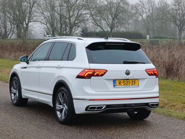 Volkswagen TIGUAN 1.5 TSI R-Line Business+ /Prachtige auto!/Trekh./