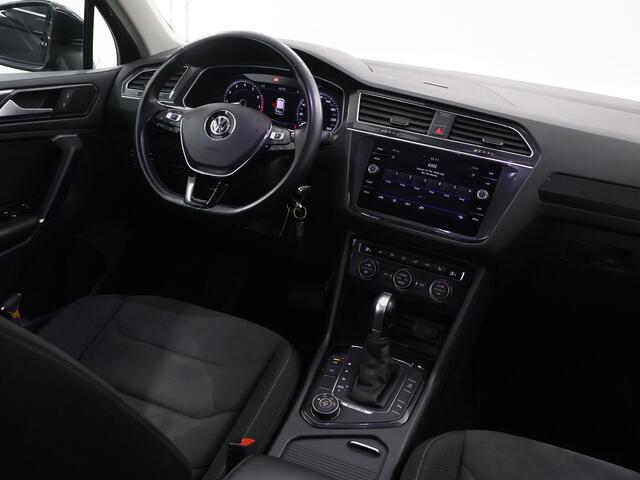 Volkswagen TIGUAN 1.4 TSI 4Motion Highline R | Panoramadak | R-Line | Navigatie | Carplay | Stoelverwarming | DAB |