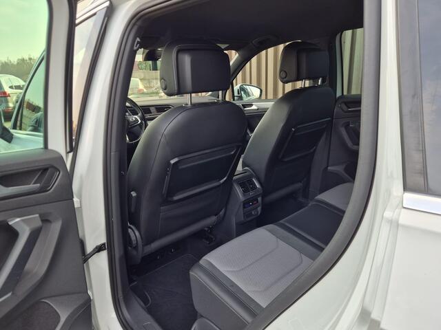 Volkswagen TIGUAN 2.0 TDI Comfortline Business R-Line 150pk | Virtual | 360 camera | Dynaudio | HUD | Trekhaak | Stoelverwarming