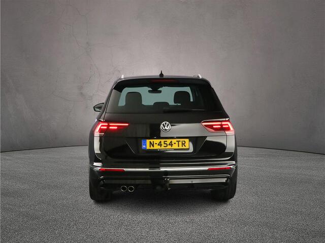 Volkswagen TIGUAN Highline Business R 1.5 TSI 150pk DSG Automaat Trekhaak, Adaptive cruise control, Navigatie, Head up display, Achteruitrijcamera, LED koplampen, Stoelverwarming