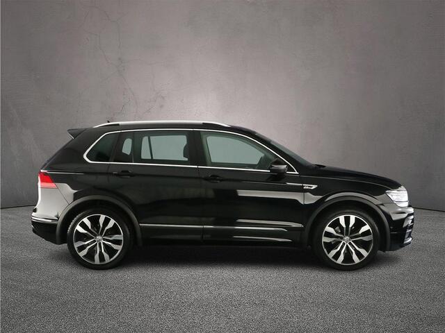 Volkswagen TIGUAN Highline Business R 1.5 TSI 150pk DSG Automaat Trekhaak, Adaptive cruise control, Navigatie, Head up display, Achteruitrijcamera, LED koplampen, Stoelverwarming