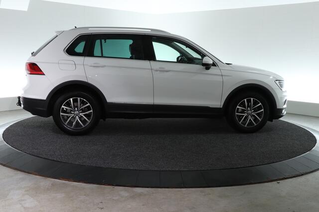 Volkswagen TIGUAN 1.4 TSI ACT Comfortline Business | TREKHAAK | STOEL-STUURVERW. |