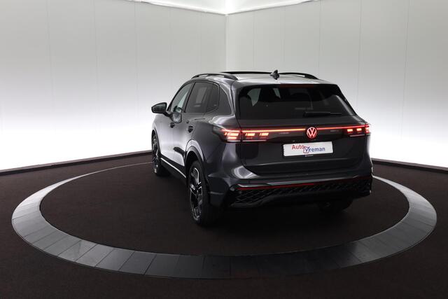 Volkswagen TIGUAN 1.5 TSI R-Line -Black Style / Pano / Trekhaak-