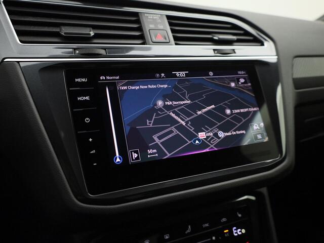 Volkswagen TIGUAN 1.4TSIeHybrid 180kW/245PK R-Line Black Style DSG · Panoramadak · Apple Carplay/Android Auto · Camera + Parkeersensoren