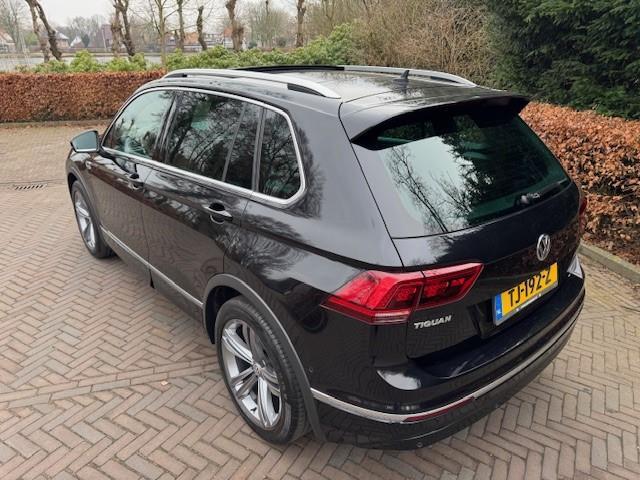 Volkswagen TIGUAN 1.4TSI 150PK 4MOTION HIGHLINE BUSINESS R/PANO/XENON/CAMERA/WINTERSET/VIRTDASH