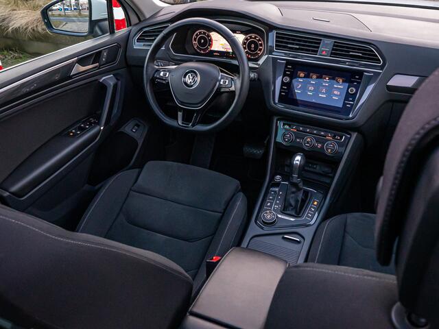Volkswagen TIGUAN 2.0 TSI 4Motion Highline R-Line PANO VIRTUAL DASH 20 INCH CAMERA STOELVERW LED ADAP CRUISE