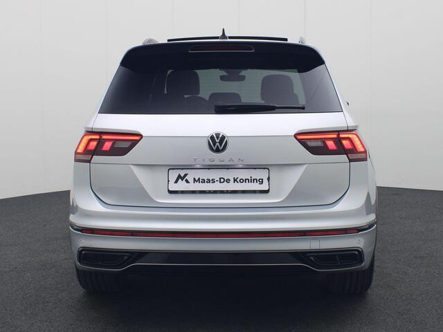 Volkswagen TIGUAN 1.5TSI/150PK R Line Black Style DSG · Panoramadak · Trekhaak · Apple/Android Car Play ·