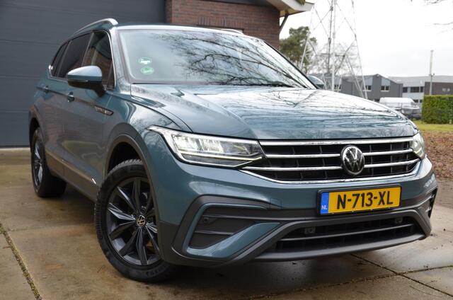 Volkswagen TIGUAN Allspace 1.5 TSI Life Business 7 Persoons Navi/Pdc/Ecc/Achteruitrijcamera/Stoel&Stuur verwarming/Virtueel dashboard/Privacy-Glass/Cr-Controle/18-Inc Lmv/Trekhaak