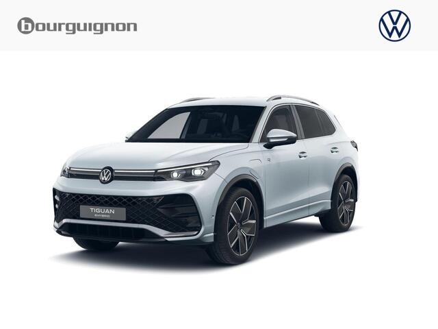 Volkswagen TIGUAN 1.5 eHybrid R-Line Edition | Trekhaak | HUD | LED Matrix | 360 Camera |