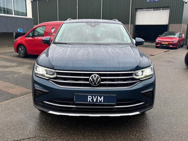 Volkswagen TIGUAN 1.4 TSI eHybrid PHEV ELEK. ACHTERKLEP| STOEL MASSAGE| STOEL + STUURVERWARMING| PARKEERSENS. VOOR EN ACHTER| RIJKLAARPRIJS INCL. 12 MND BOVAG GARANTIE